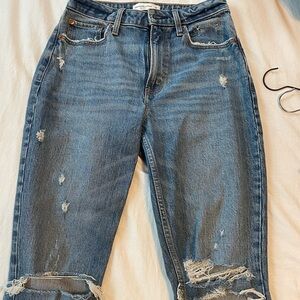 Abercrombie & Fitch The Mom High Rise Curve Love